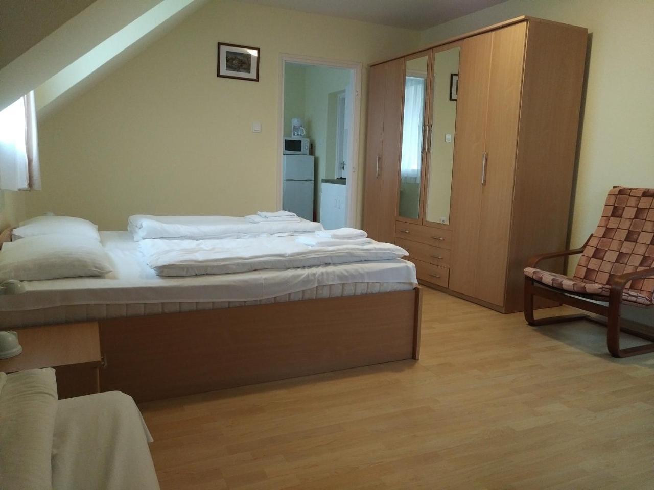 Villa Nova Hévíz Exteriör bild